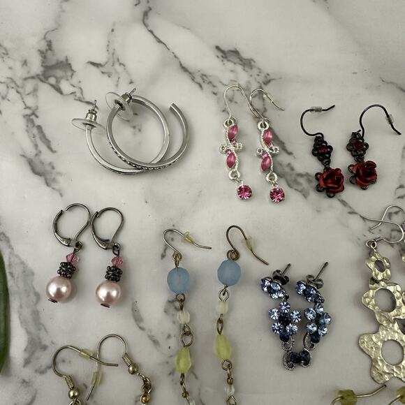 Vintage Y2k Earring Lot of 10 Pairs Rhinestones Floral Sparkle Hoops Dangle Bead - Picture 2 of 4